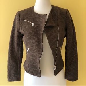H&M’s Olive Green Blazer